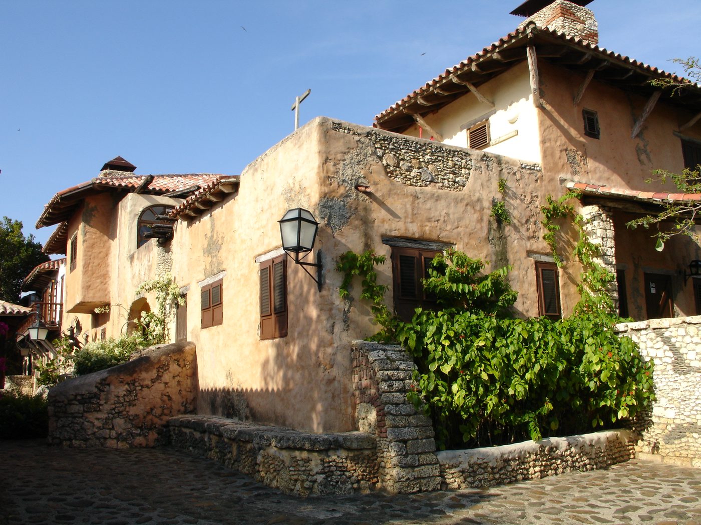 Colonial street scene with pastel coloured buildings