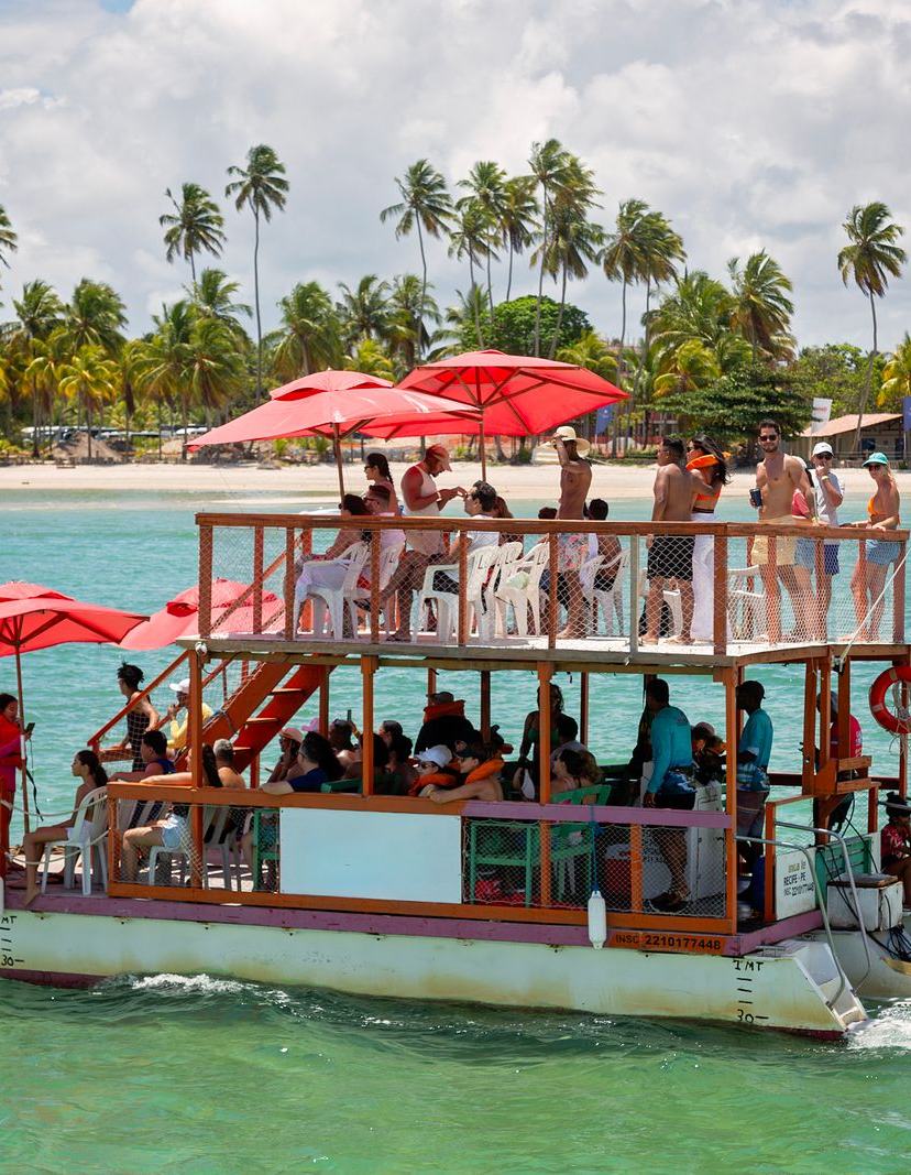 Punta Cana Party Guide: From Pool Parties to Late-Night Clubs
